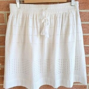Tommy Bahama White Skater Mini Skirt with Tie Front